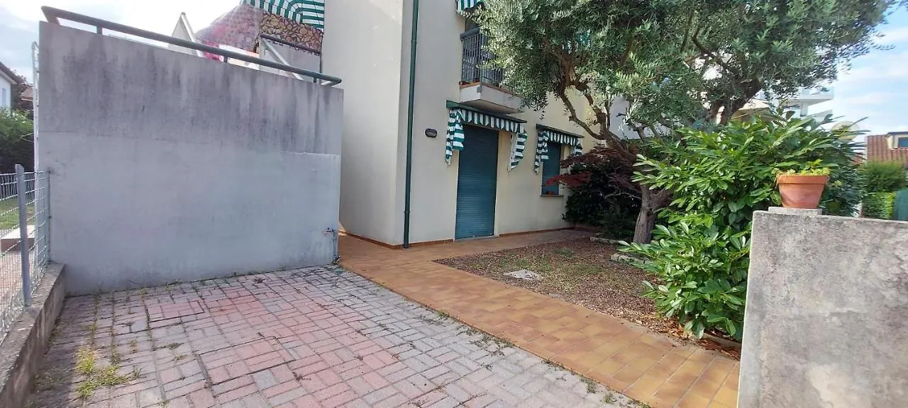 App4Rent - Appartamento Equilio - Pet Friendly - Giardino Esclusivo 利多迪迪耶索洛 0*,  意大利